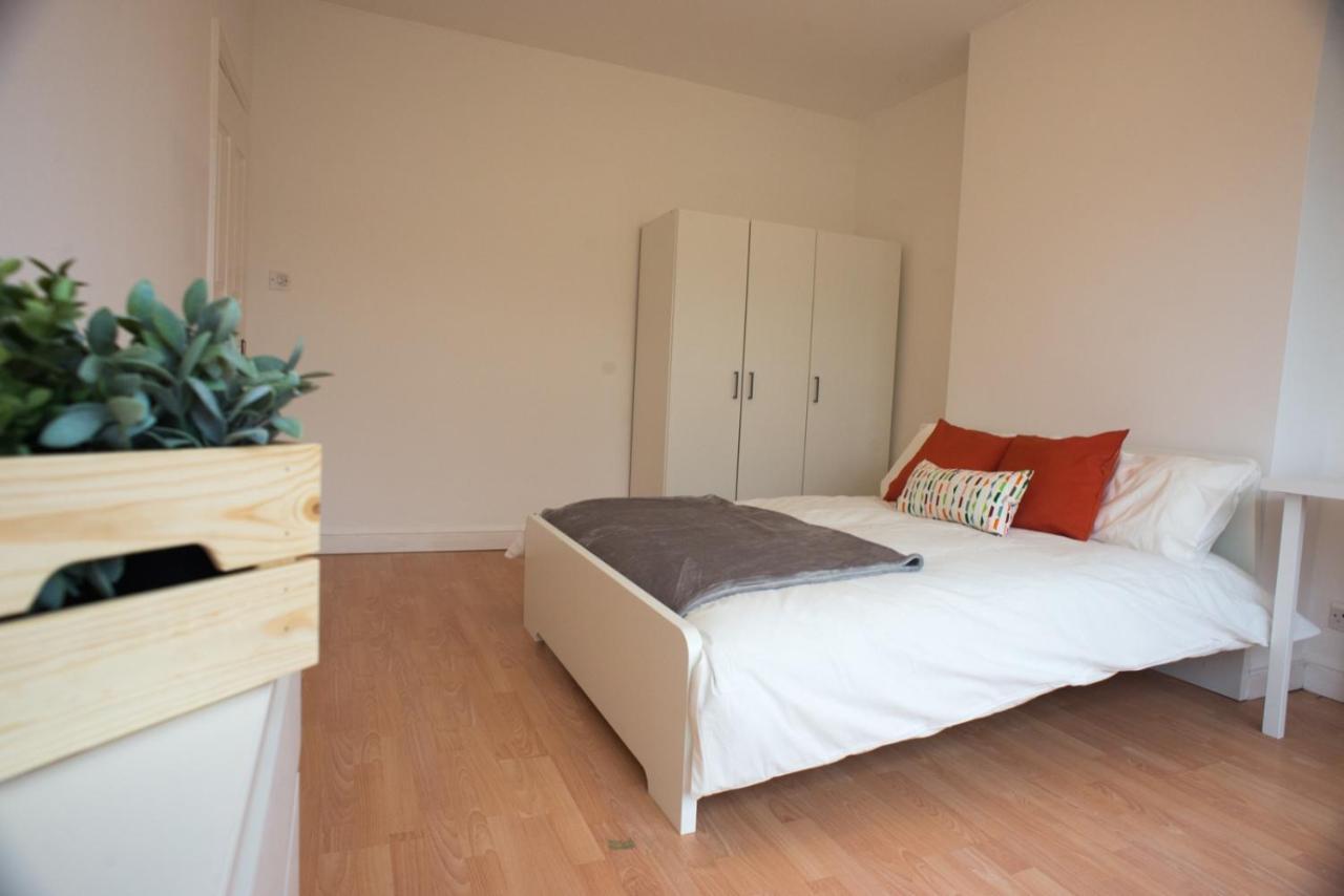 Tooting Bec Rooms By Dc London Rooms Esterno foto